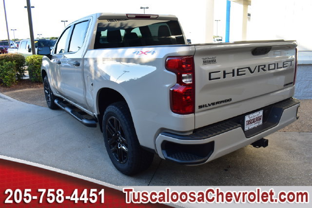 New 2026 Chevrolet Silverado 1500 RST w/ LPO, Dark Essentials Package AWD/4WD image 7