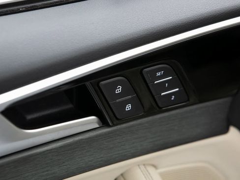 Used 2023 Audi A5 2.0T Premium Plus w/ Premium Plus image 19