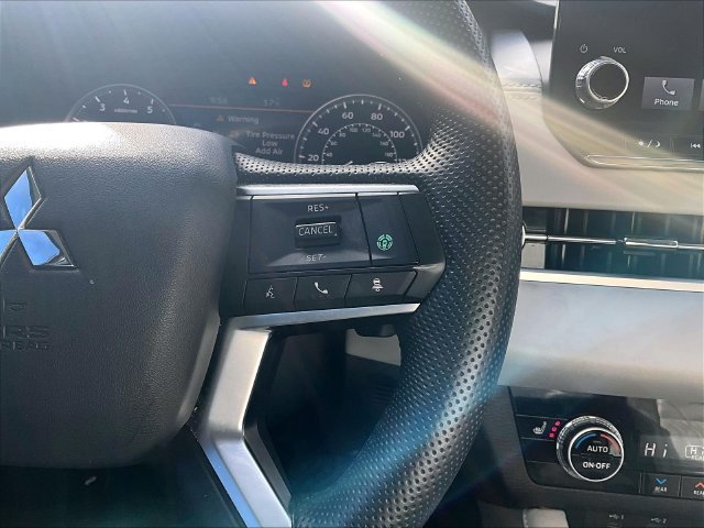 Used 2022 Mitsubishi Outlander SEL FWD image 24