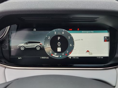 Certified 2025 Land Rover Range Rover Evoque S image 19