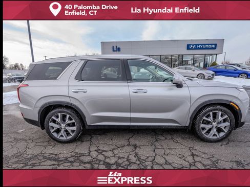 Used 2022 Hyundai Palisade SEL w/ Premium Package FWD image 8