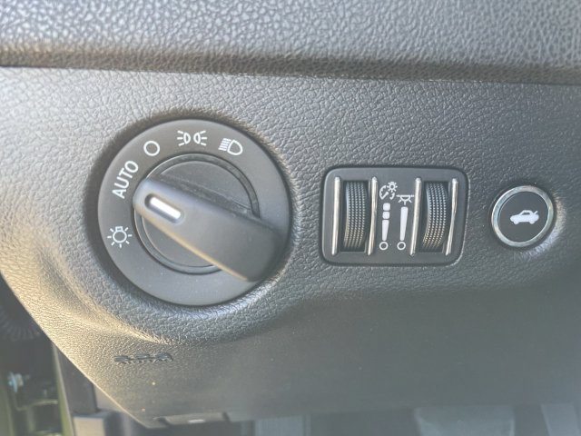Used 2021 Dodge Charger SXT w/ Cold Weather Package RWD image 17