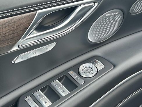 New 2027 Genesis GV80 3.5T Prestige AWD/4WD image 18