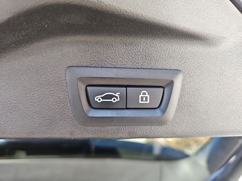 Used 2020 BMW X5 xDrive40i w/ Premium Package image 15