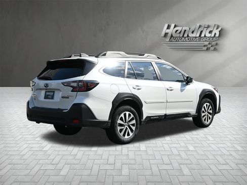 Certified 2025 Subaru Outback Premium w/ Popular Package #1A AWD/4WD image 9