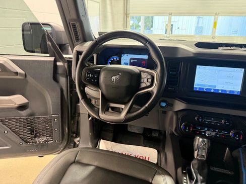 Used 2022 Ford Bronco Black Diamond AWD/4WD image 21
