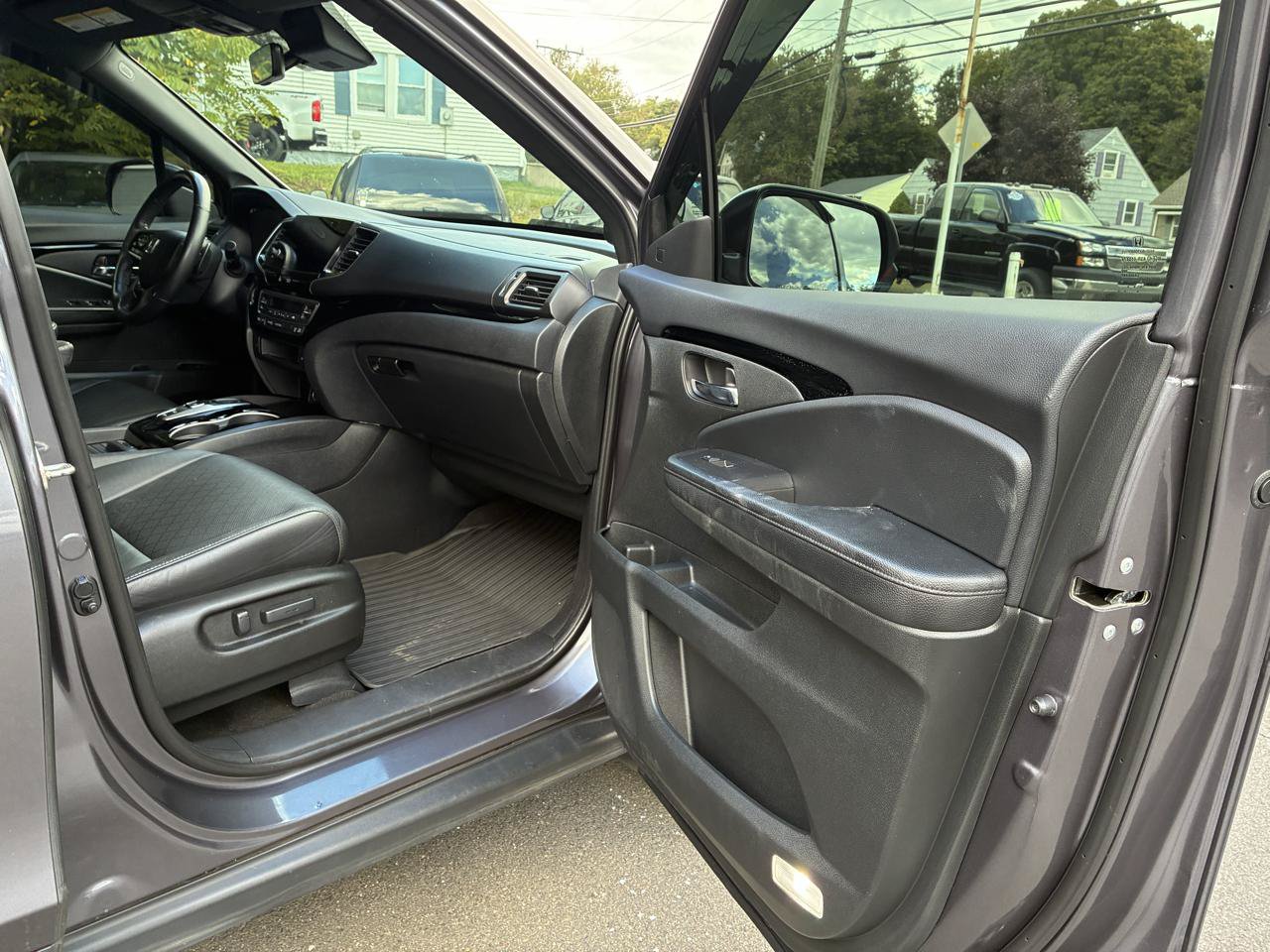Used 2019 Honda Passport Touring image 16