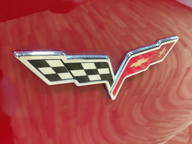Used 2010 Chevrolet Corvette Convertible w/ Preferred Equipment Group RWD image 11