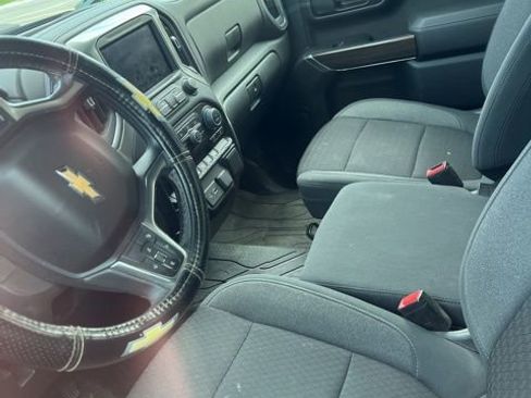 Used 2021 Chevrolet Silverado 1500 LT w/ Bed Protection Package image 10