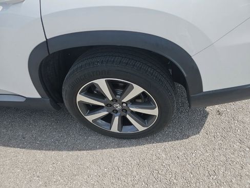 Used 2024 Honda Pilot Elite image 12
