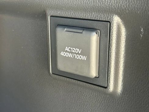 Used 2025 Lexus GX 550 w/ Accessory Package (2T) AWD/4WD image 15