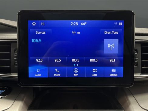 Used 2023 Ford Explorer XLT image 19