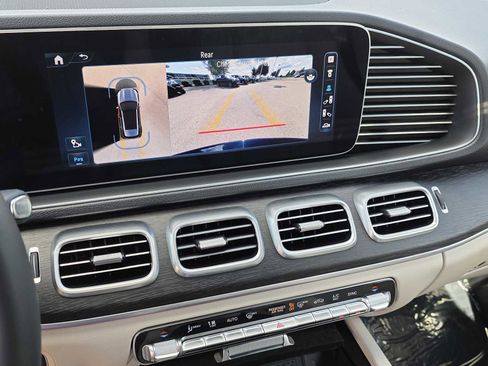 Used 2024 Mercedes-Benz GLE 350 4MATIC image 10