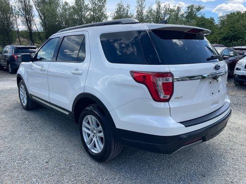 Used 2019 Ford Explorer XLT AWD/4WD image 7