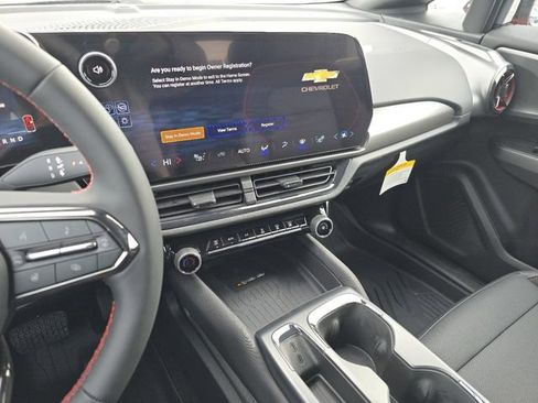 New 2026 Chevrolet Equinox EV RS FWD image 27
