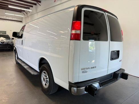Used 2019 GMC Savana 2500 w/ Driver Convenience Package RWD image 7