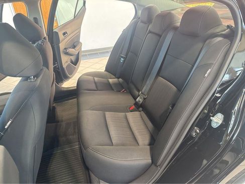 Used 2023 Nissan Altima 2.5 SV w/ SV Premium Package FWD image 30