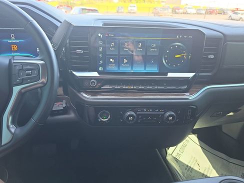 Used 2023 Chevrolet Silverado 1500 LT image 20