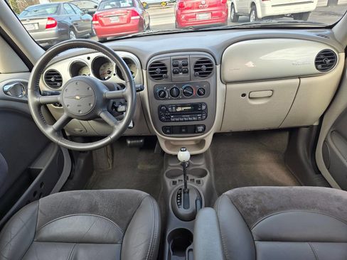 Used 2004 Chrysler PT Cruiser Limited image 28