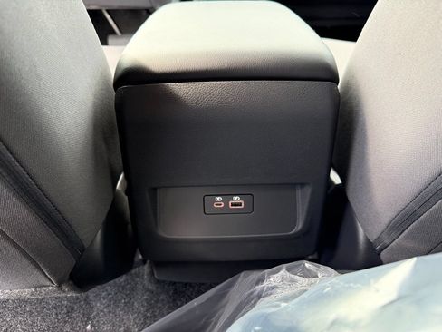 New 2026 Nissan Frontier SV w/ All-Weather Content Package AWD/4WD image 15