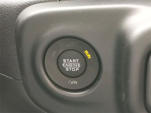 Used 2022 Jeep Gladiator Mojave w/ LED Lighting Group image 26