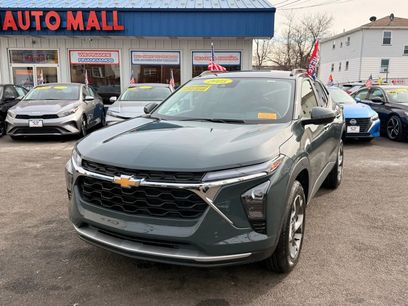 Used 2025 Chevrolet Trax LT