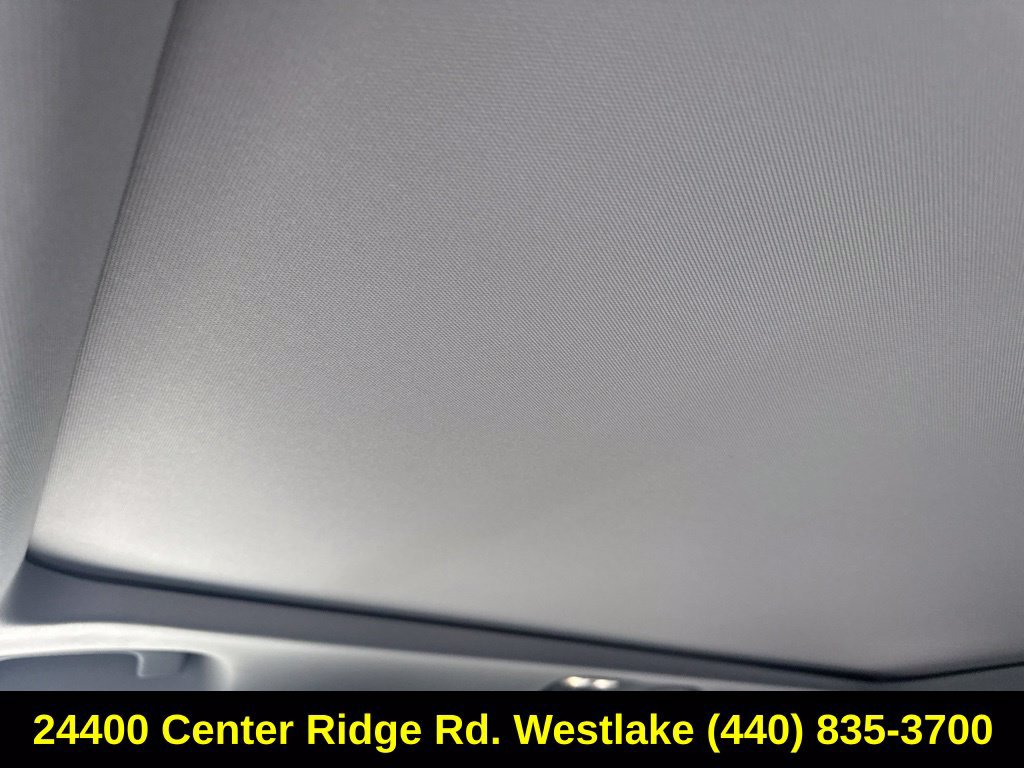 Used 2020 Ford Explorer XLT w/ Equipment Group 202A AWD/4WD image 20