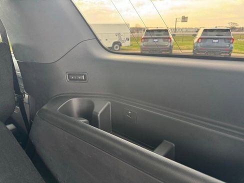 Used 2024 Ford Expedition Limited image 34