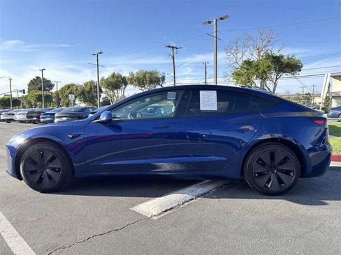 Used 2025 Tesla Model 3 Long Range image 3