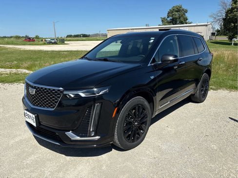 Used 2024 Cadillac XT6 Luxury w/ LPO, Floor Liner Package AWD/4WD image 1