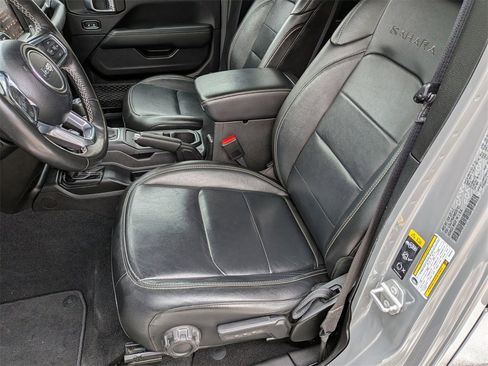 Used 2023 Jeep Wrangler Unlimited Sahara w/ Cold Weather Group image 22