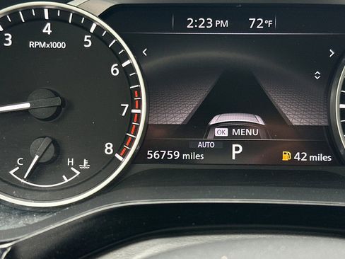 Used 2022 Nissan Pathfinder SV image 30