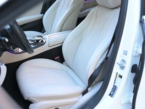 Used 2017 Mercedes-Benz E 300 image 17