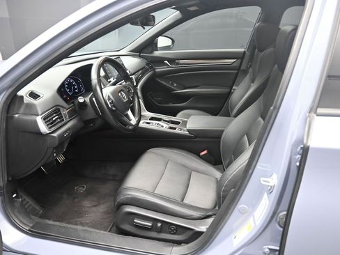 Used 2021 Honda Accord Sport image 17