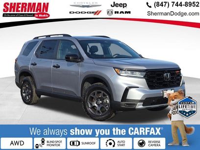 Used 2025 Honda Pilot TrailSport