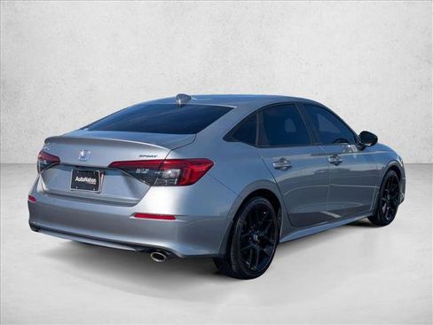 Used 2023 Honda Civic Sport image 5