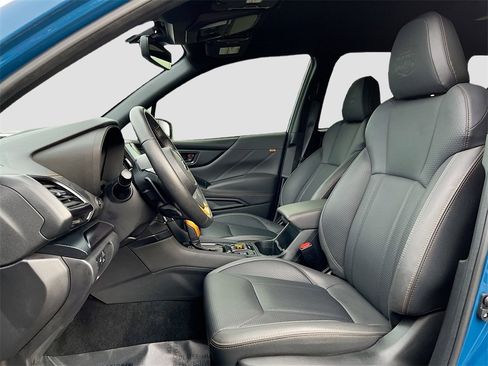 Used 2024 Subaru Forester Wilderness w/ Convenience Package image 21