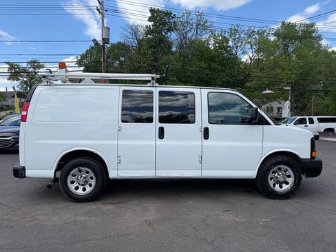 Used 2013 Chevrolet Express 1500 RWD image 7