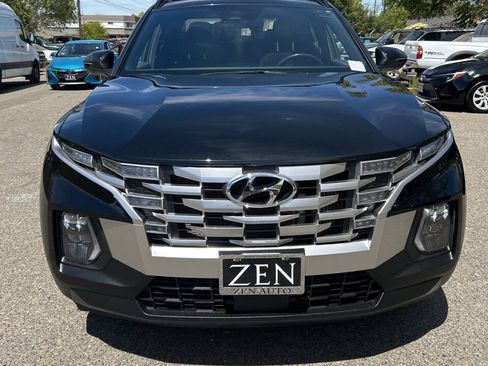 Used 2023 Hyundai Santa Cruz SEL Premium AWD/4WD image 2