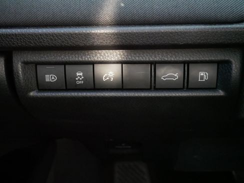 Certified 2025 Toyota Camry LE FWD image 27