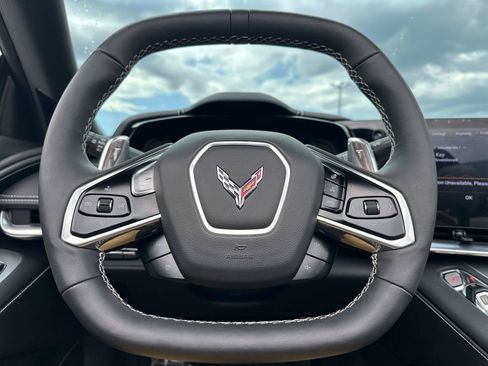Used 2023 Chevrolet Corvette Stingray Preferred Conv w/ Z51 Performance Package RWD image 19