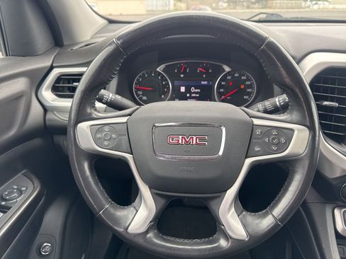 Used 2020 GMC Acadia SLT FWD image 17