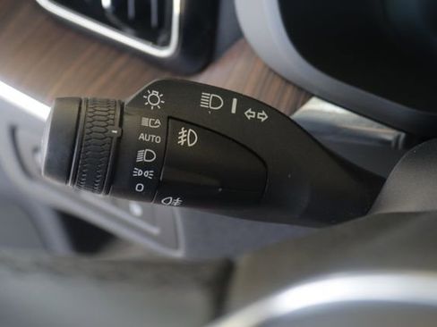 Used 2022 Volvo XC60 T8 Inscription Expression w/ Advanced Package image 14