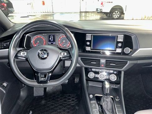 Used 2021 Volkswagen Jetta R-Line w/ R-Line Cold Weather Package image 14