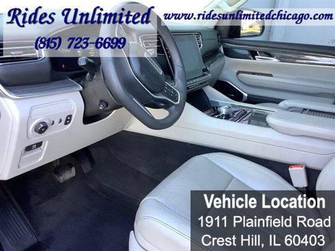 Used 2022 Jeep Wagoneer Series II w/ Premium Group I image 13