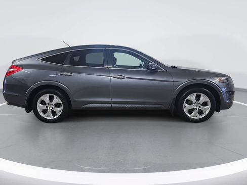 Used 2010 Honda Crosstour EX-L image 2
