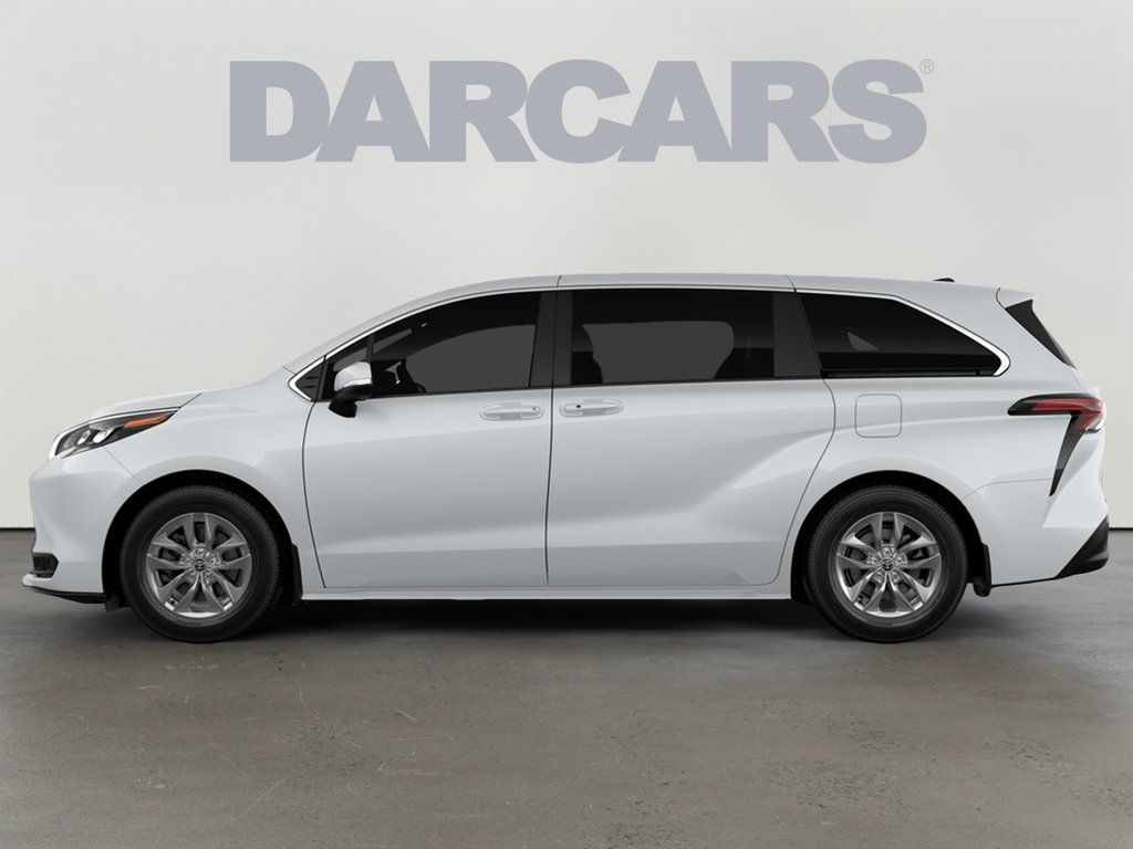 New 2026 Toyota Sienna LE AWD/4WD image 11