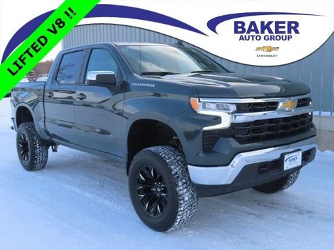 Used 2025 Chevrolet Silverado 1500 LT image 1