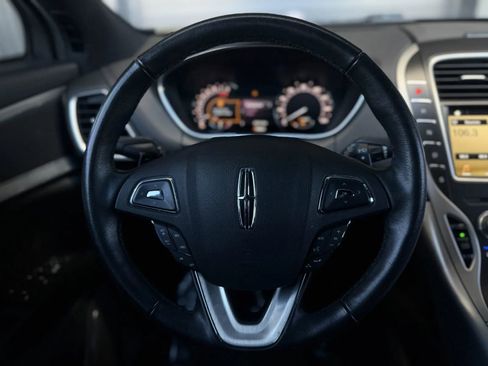Used 2016 Lincoln MKX Premiere image 20