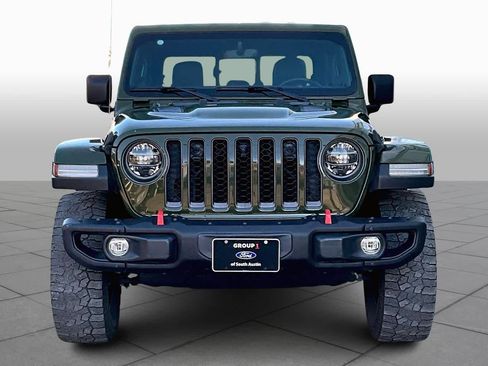 Used 2021 Jeep Gladiator Rubicon image 3
